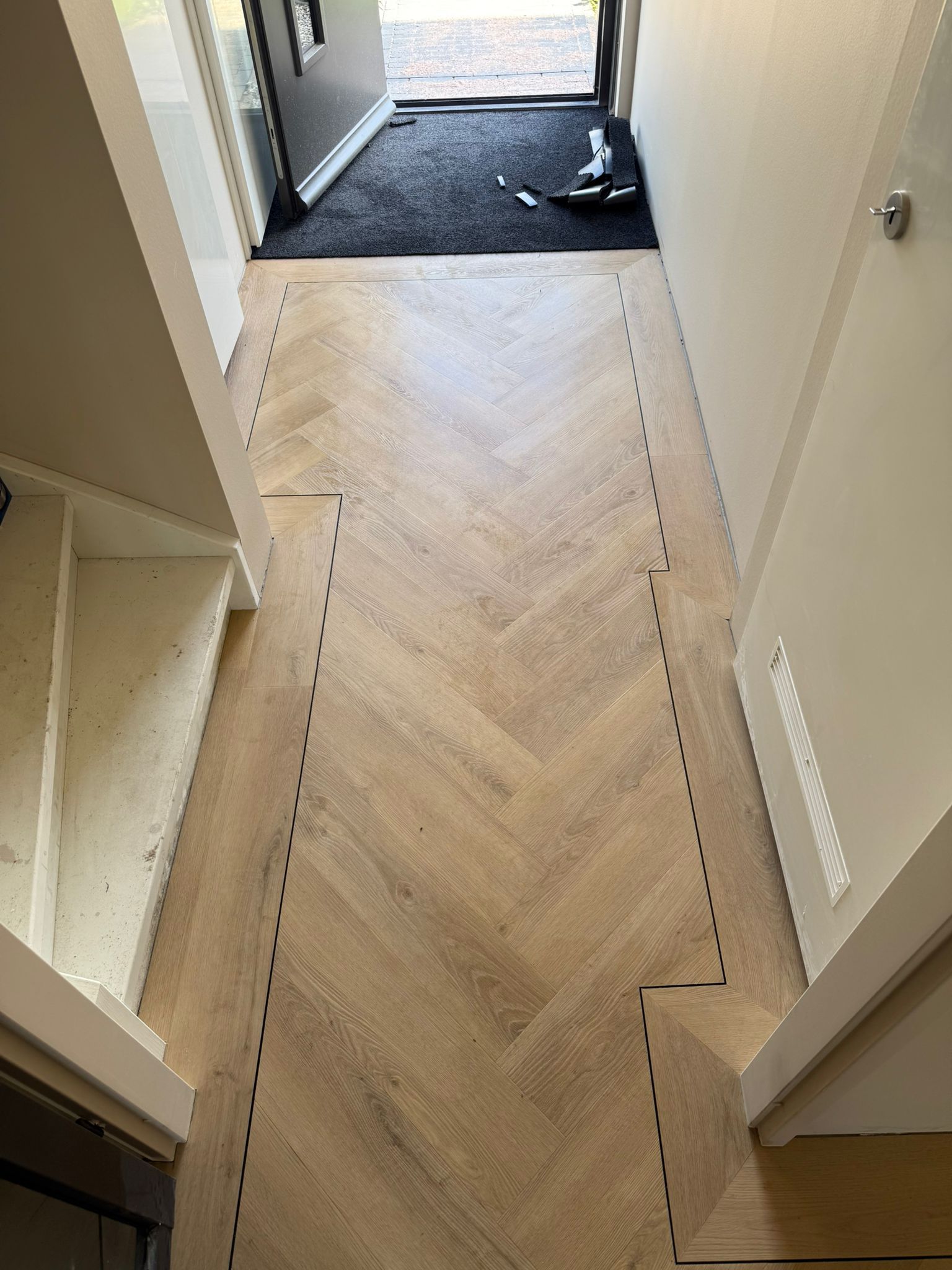 Visgraat met band en bies hal